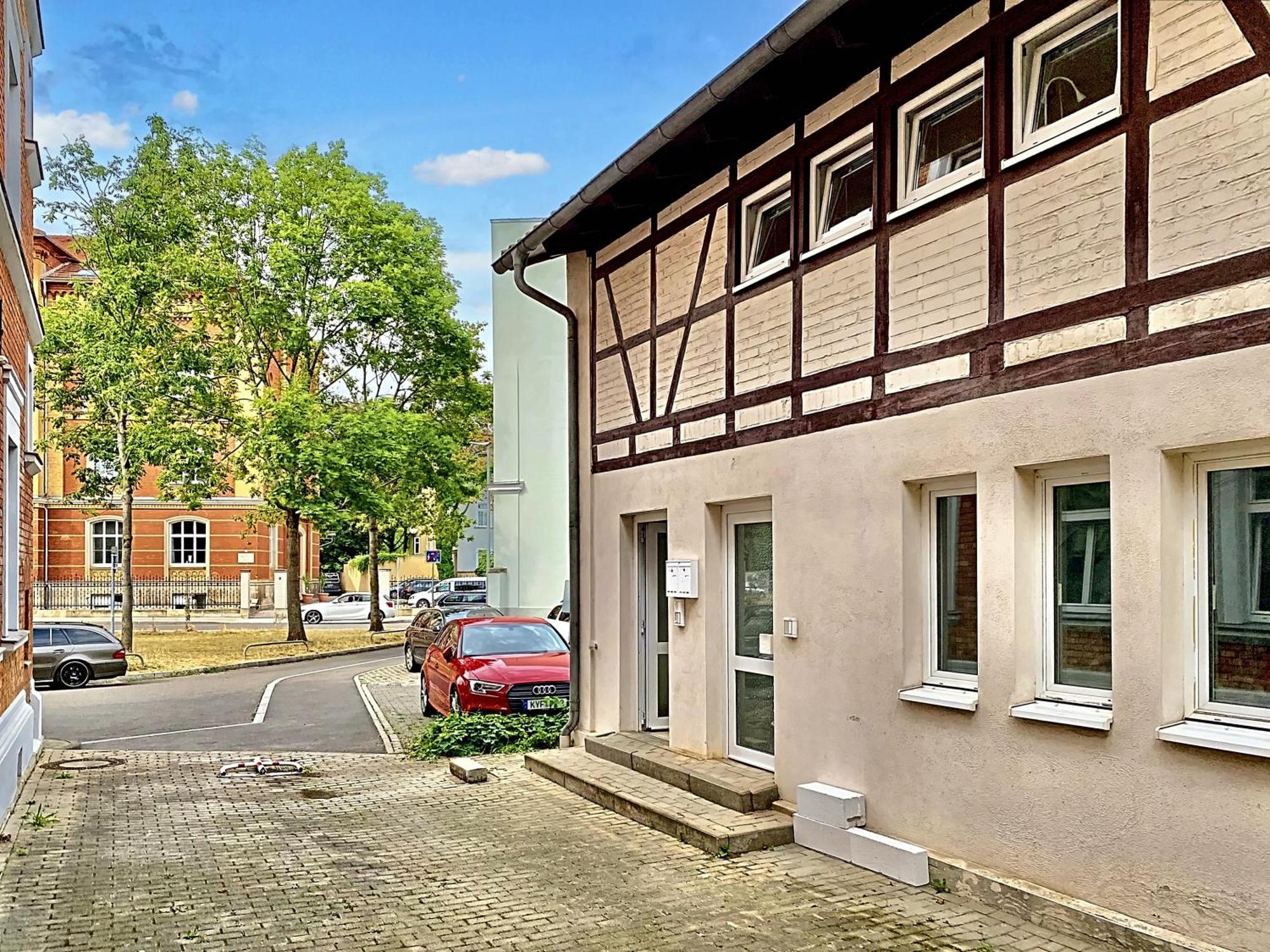 Die Remise Mit Kostenlosem Parkplatz Direkt Vor Der Tuer Эрфурт Экстерьер фото